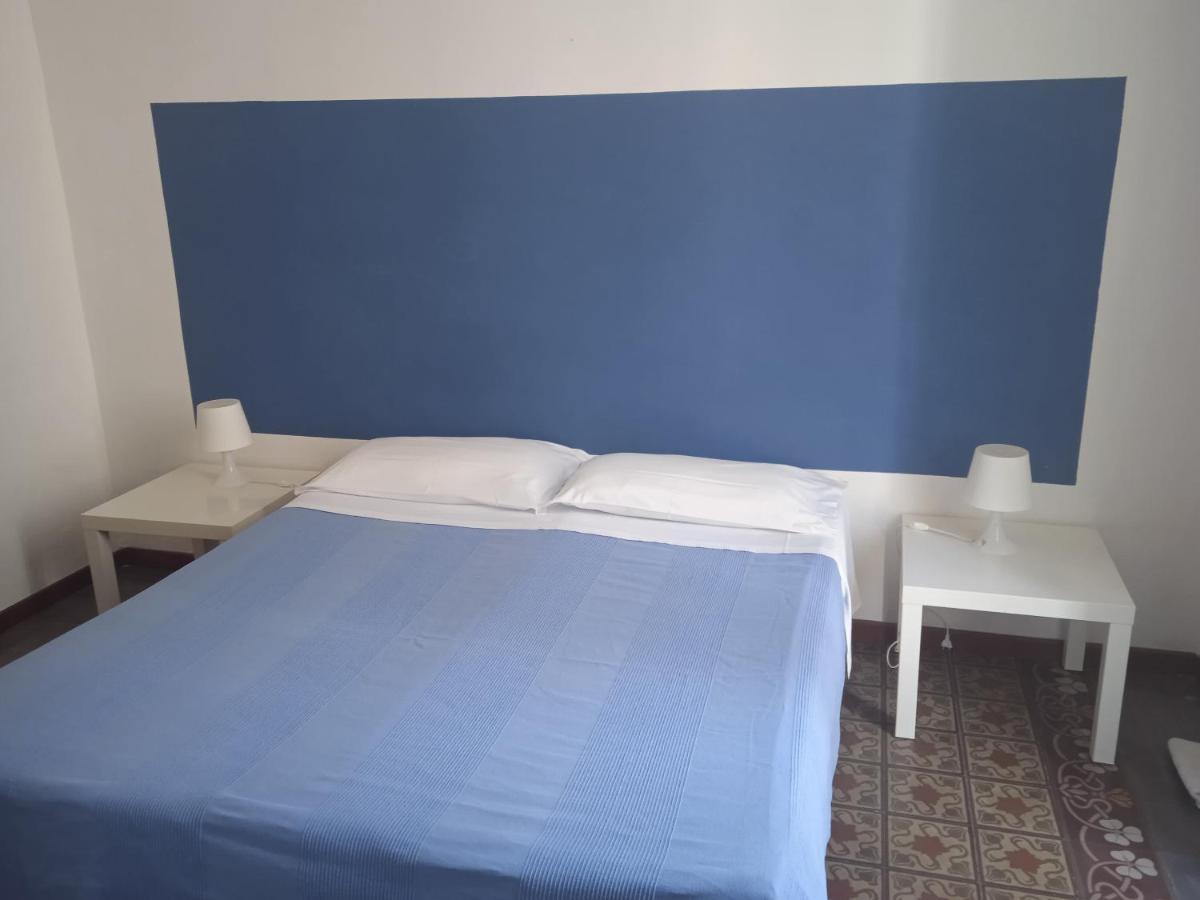 B&B Caravaggio Only 200 Metres From Ortigia Сиракузы Экстерьер фото